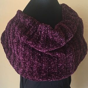 Free People Accessories - Free People chunky chenille knit infinite scarf Free People Accessories - Free People chunky chenille knit infinite scarf